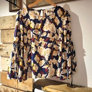 Rose & Olive Floral Long Sleeve Blouse With Details Sleeve